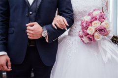 72年属鼠男人的婚姻如何，顾家爱老婆